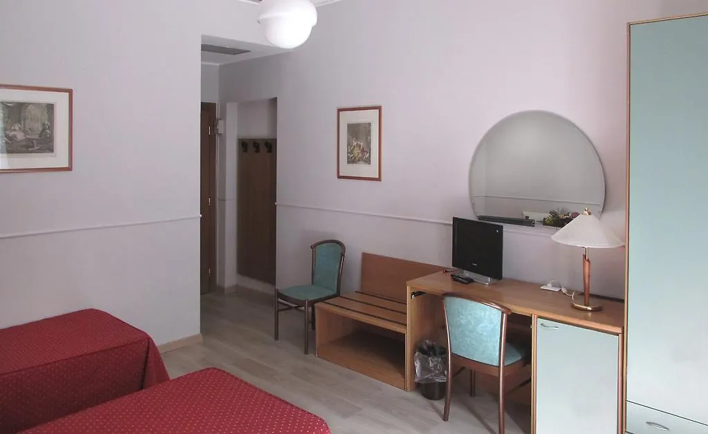 ***  Hotel Johnny Milan Italy